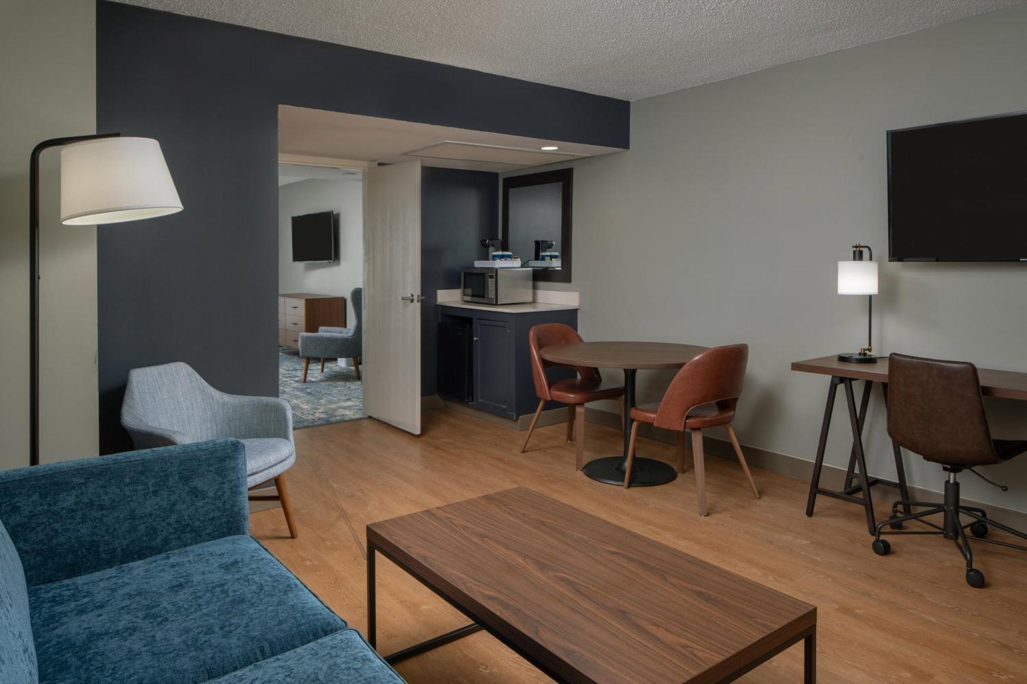 Four Points By Sheraton Suites Tampa Airport Westshore Ngoại thất bức ảnh